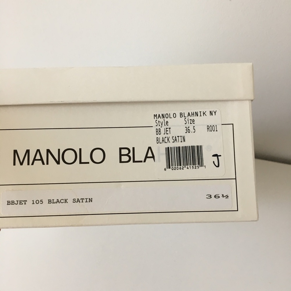 SOLD❗Manolo Blahnik BB Jet Crystal-Coated Satin Pumps - Picture 9 of 9